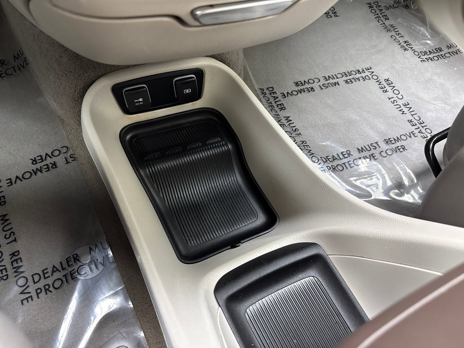 Used 2021 Chrysler Pacifica Touring FWD image 32