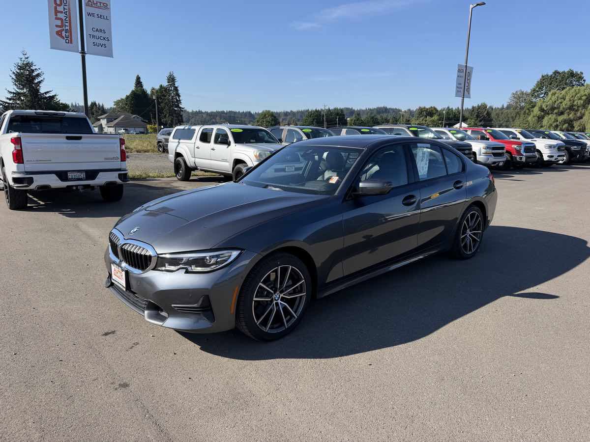 Used 2019 BMW 330i xDrive Sedan AWD/4WD image 4