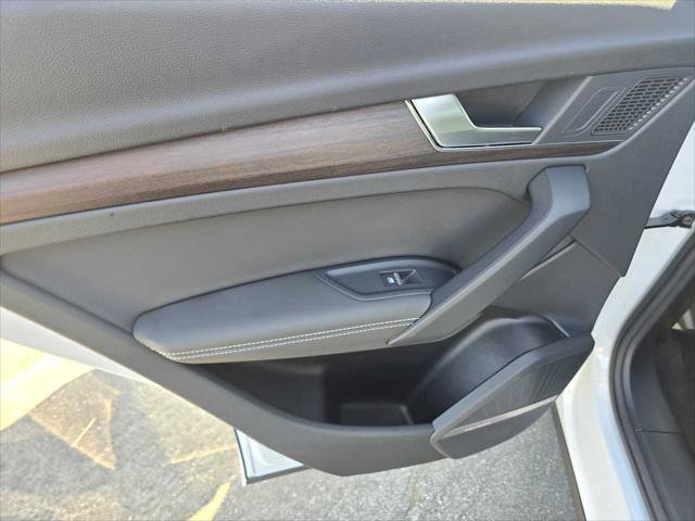 Used 2025 Audi Q5 e Premium Plus image 19