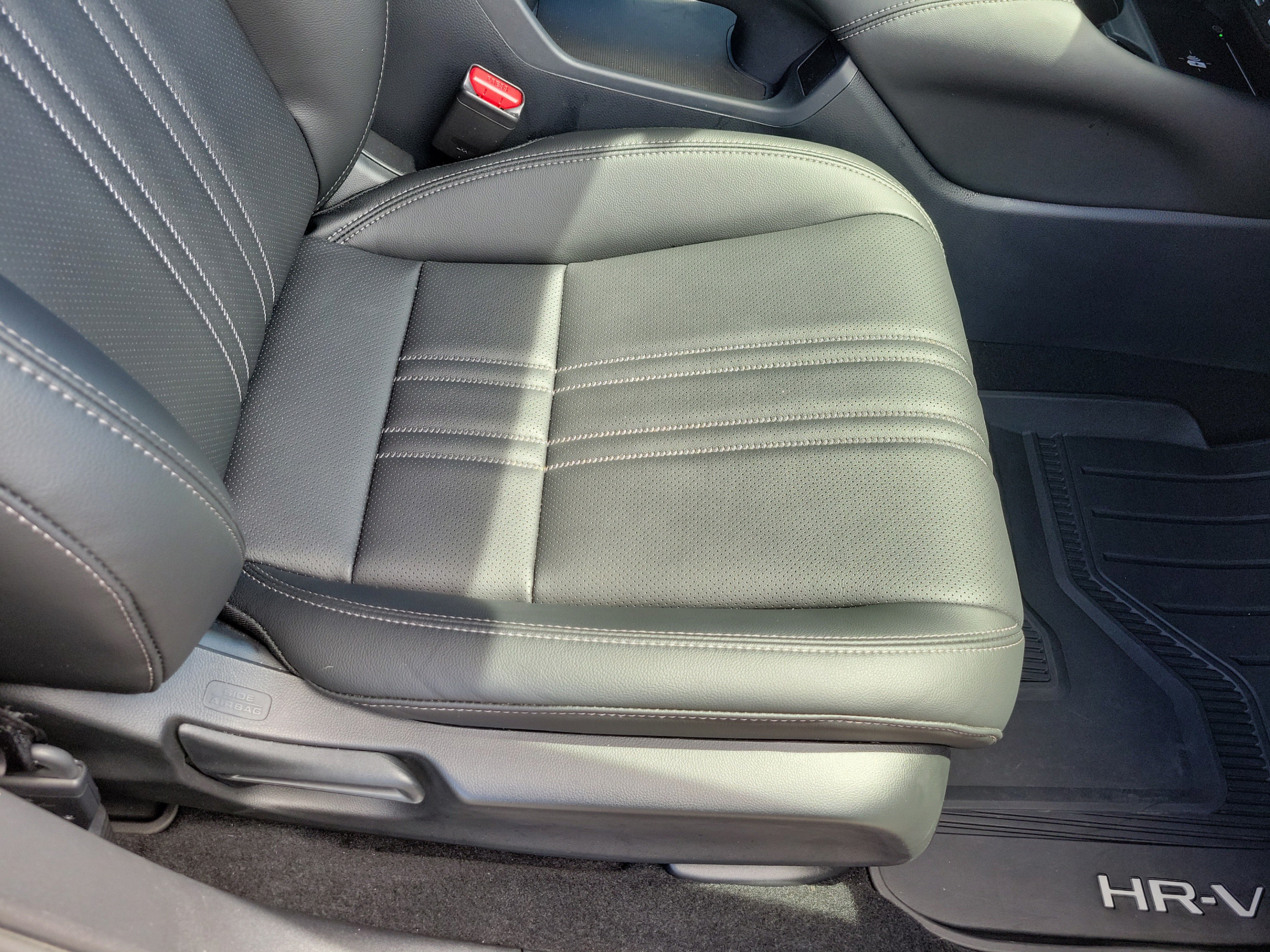 Certified 2026 Honda HR-V EX-L image 19