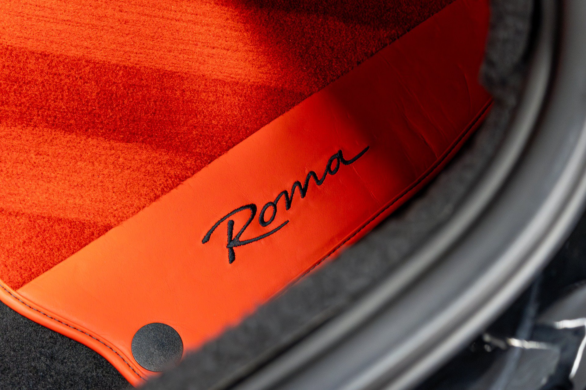 Used 2022 Ferrari Roma RWD image 51