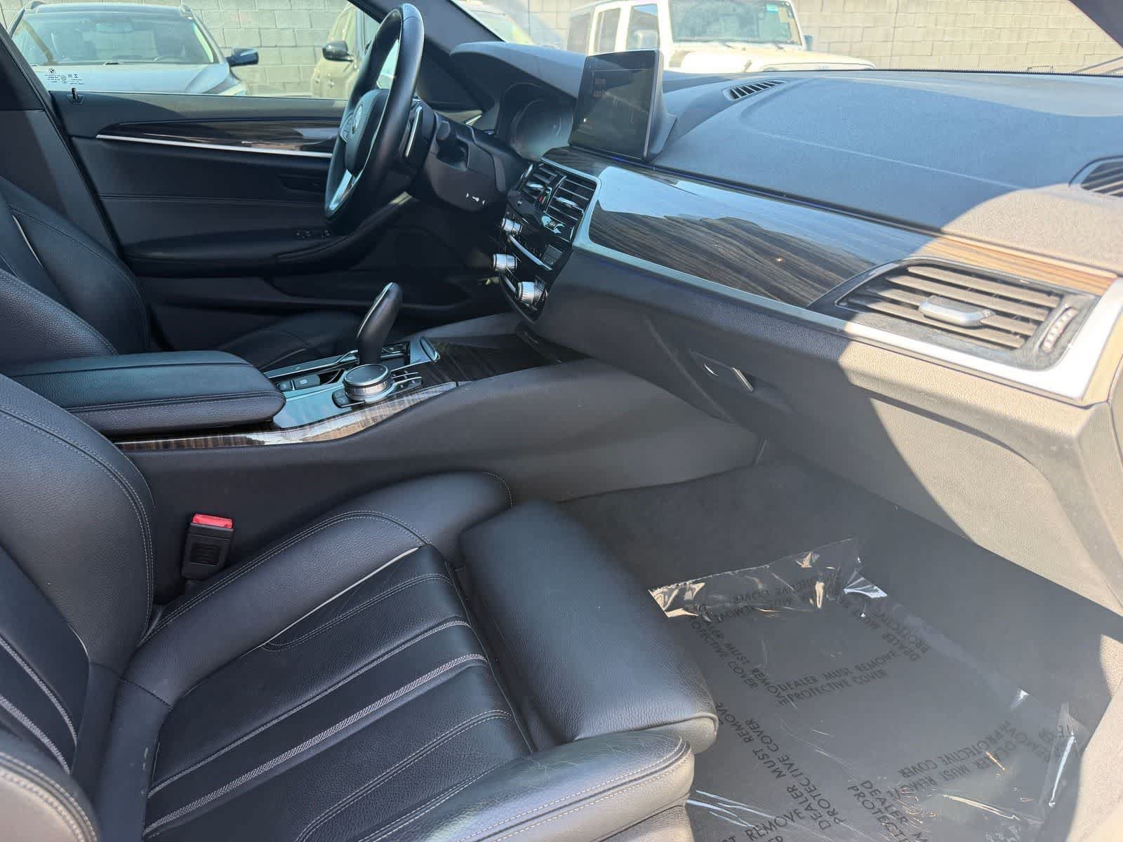 Used 2020 BMW 530i w/ Convenience Package RWD image 10