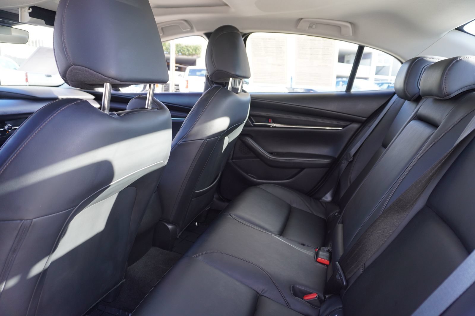 Used 2025 MAZDA MAZDA3 s FWD image 9