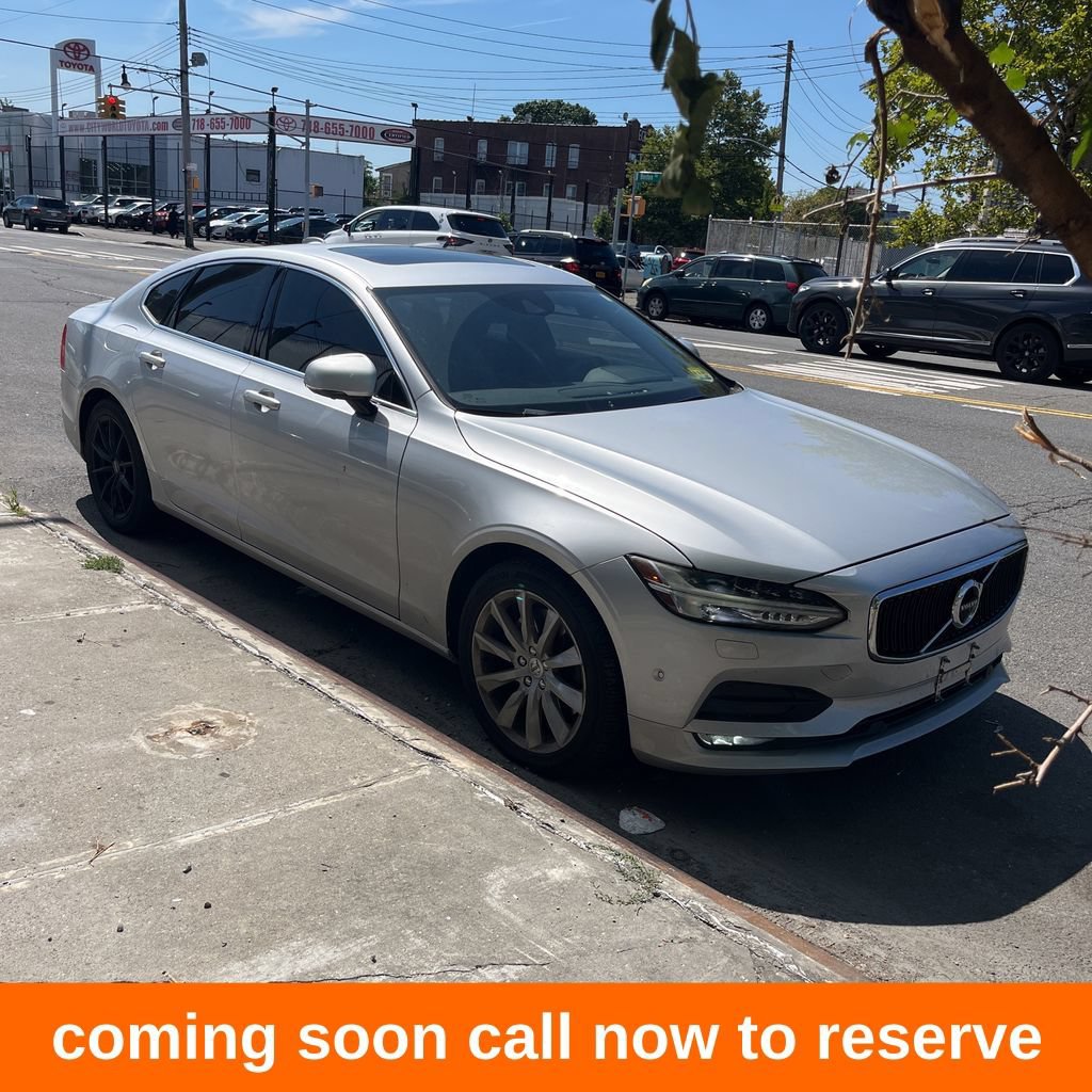 Used 2017 Volvo S90 T6 Momentum w/ Vision Package