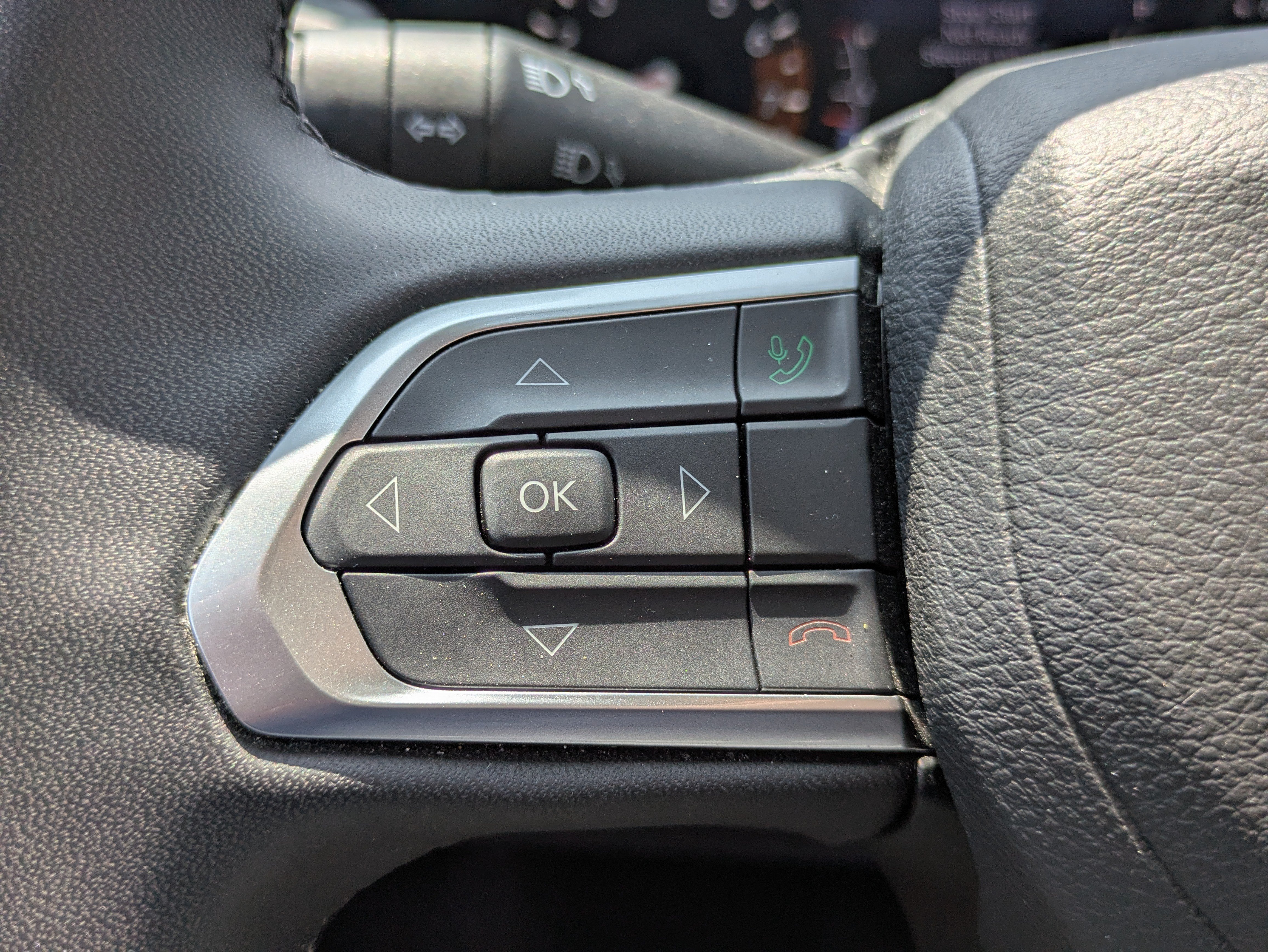 Used 2024 Jeep Compass Latitude AWD/4WD image 17