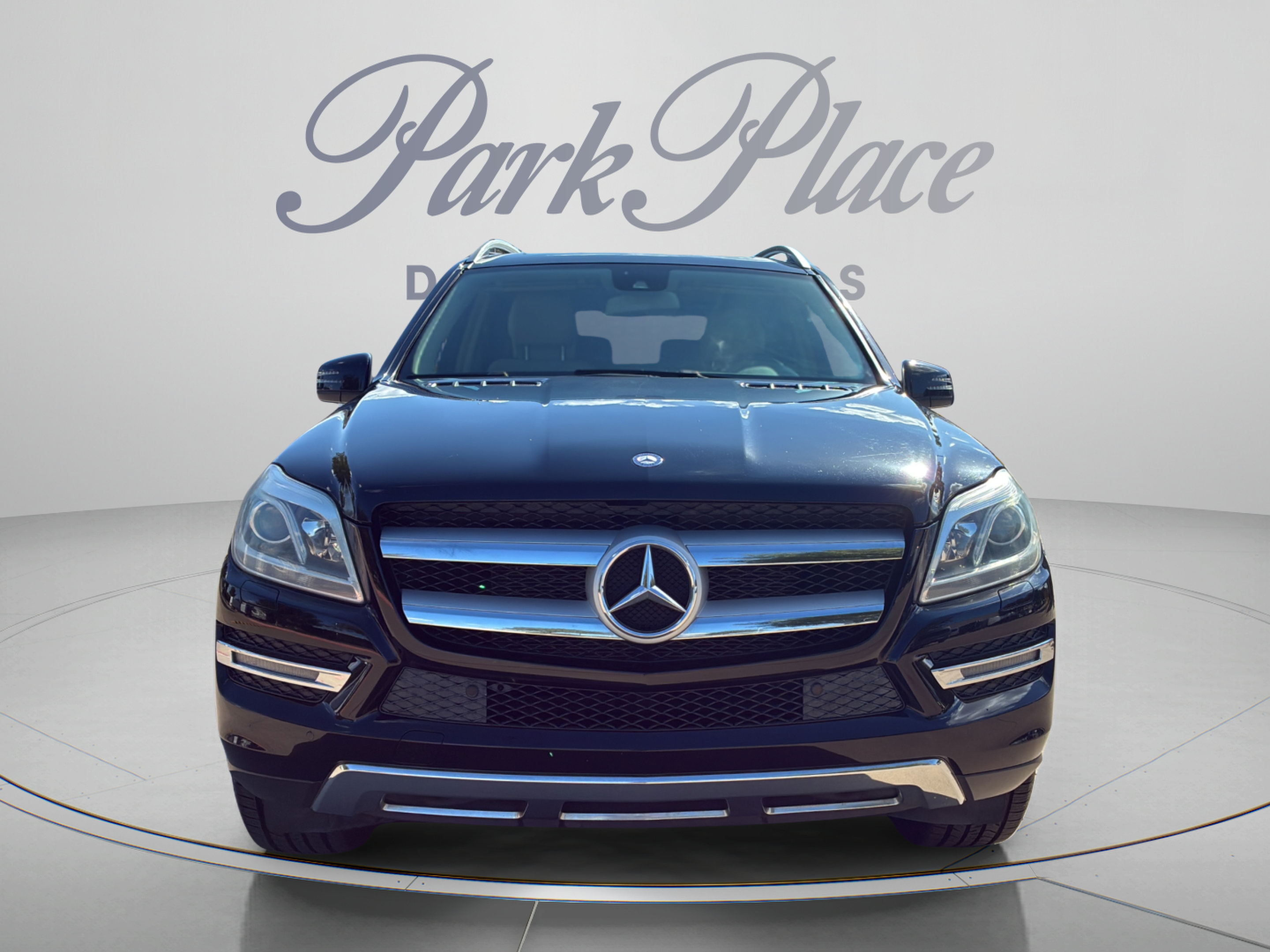 Used 2014 Mercedes-Benz GL 450 4MATIC image 8