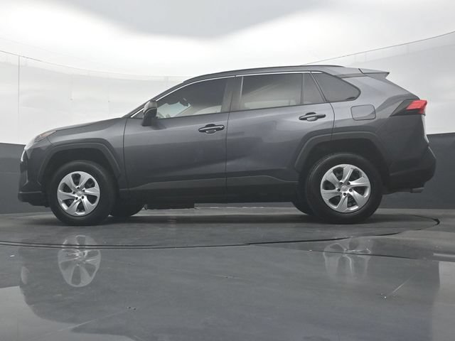 Used 2020 Toyota RAV4 LE FWD image 29
