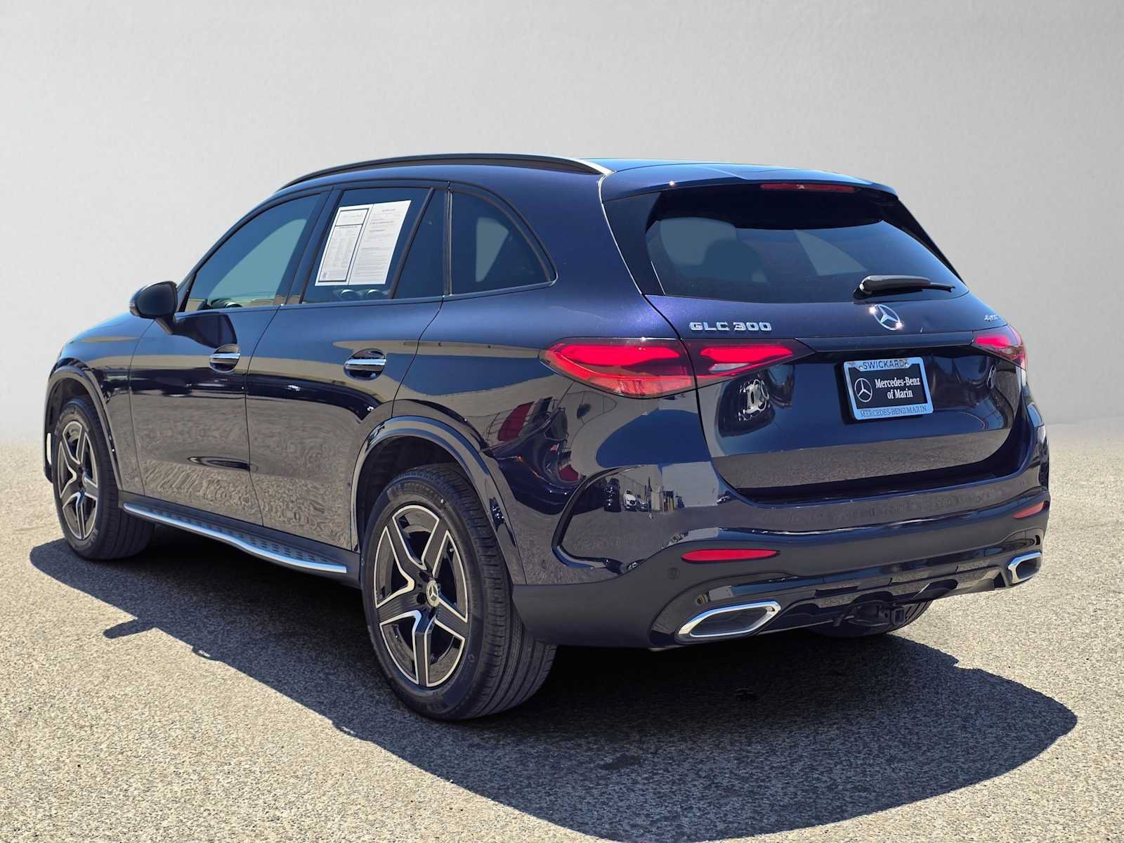 Used 2024 Mercedes-Benz GLC 300 4MATIC image 6