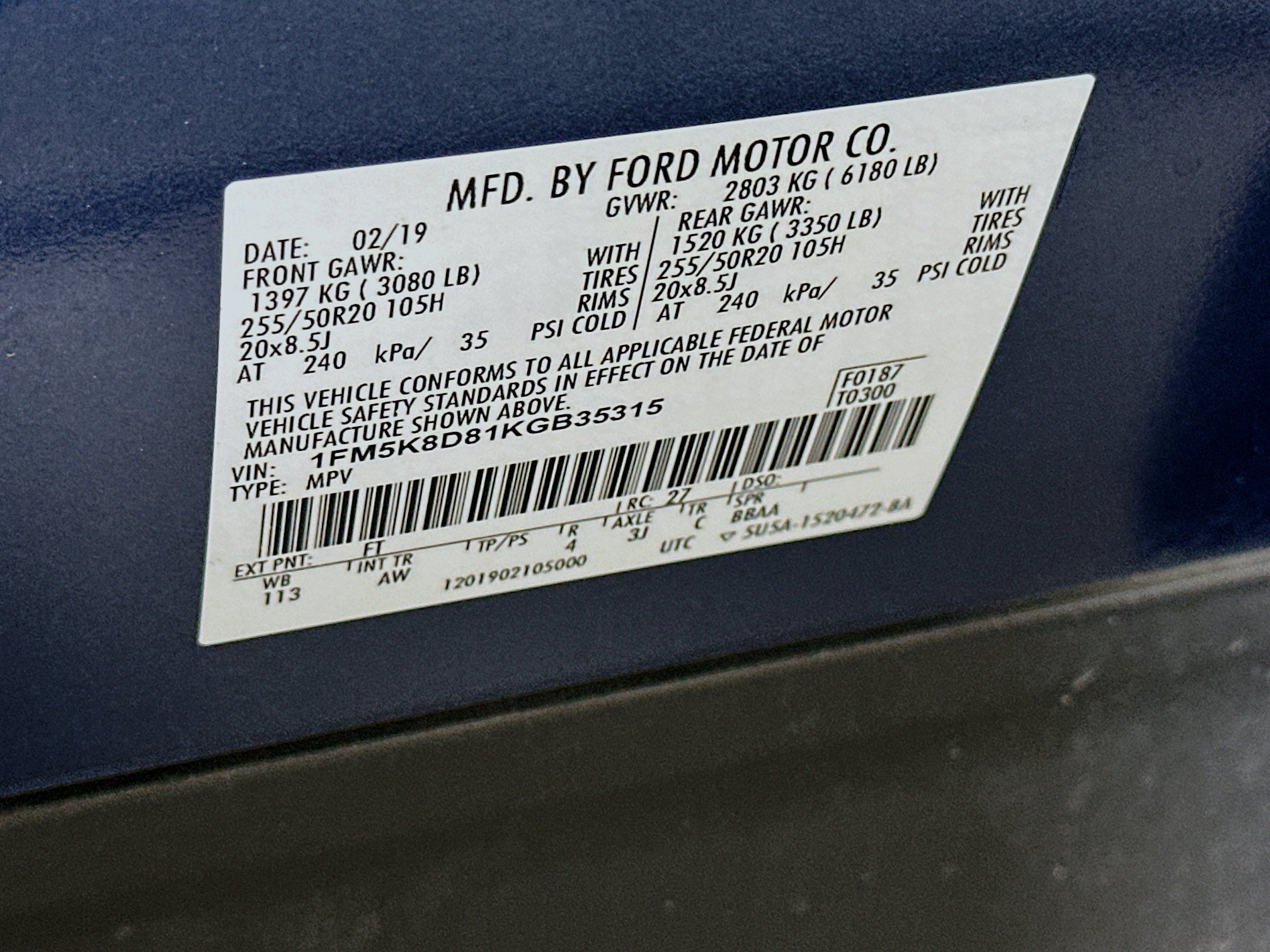 Used 2019 Ford Explorer XLT w/ Equipment Group 202A AWD/4WD image 12