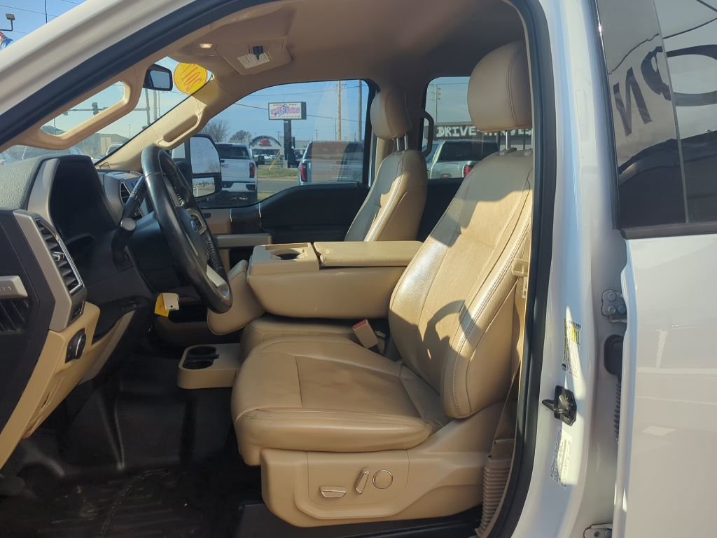 Used 2017 Ford F250 Lariat image 32