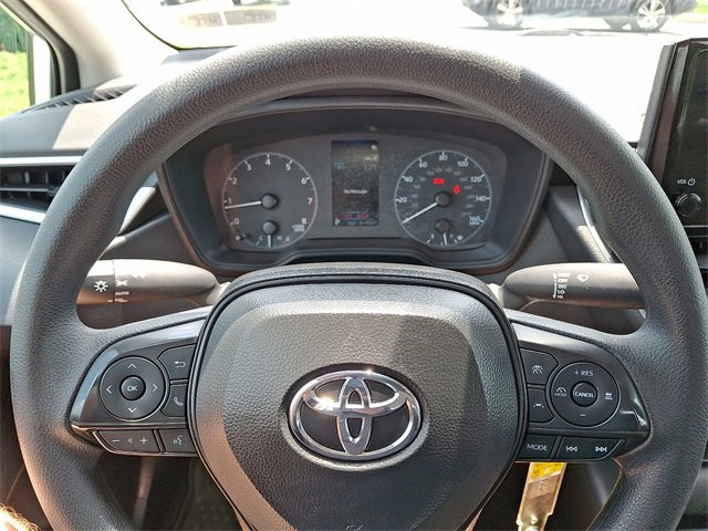 Used 2024 Toyota Corolla LE image 18