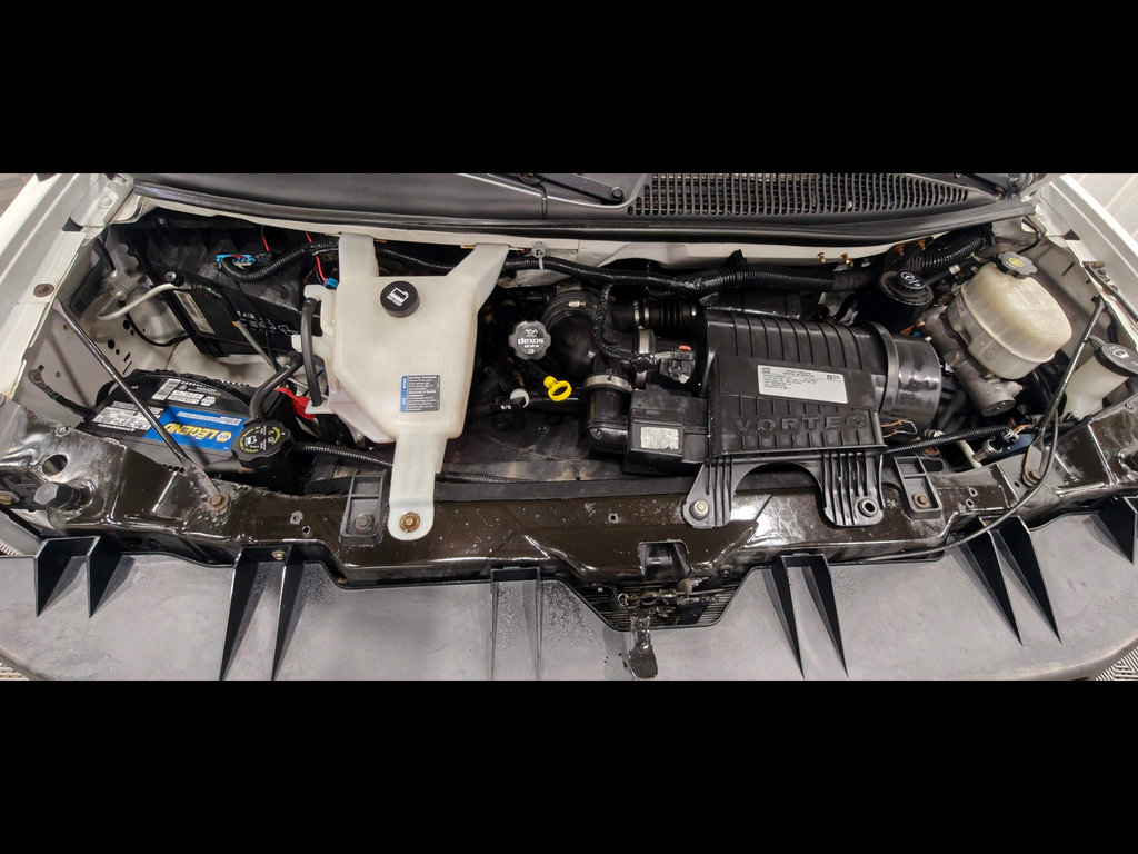 Used 2017 Chevrolet Express 2500 RWD image 30