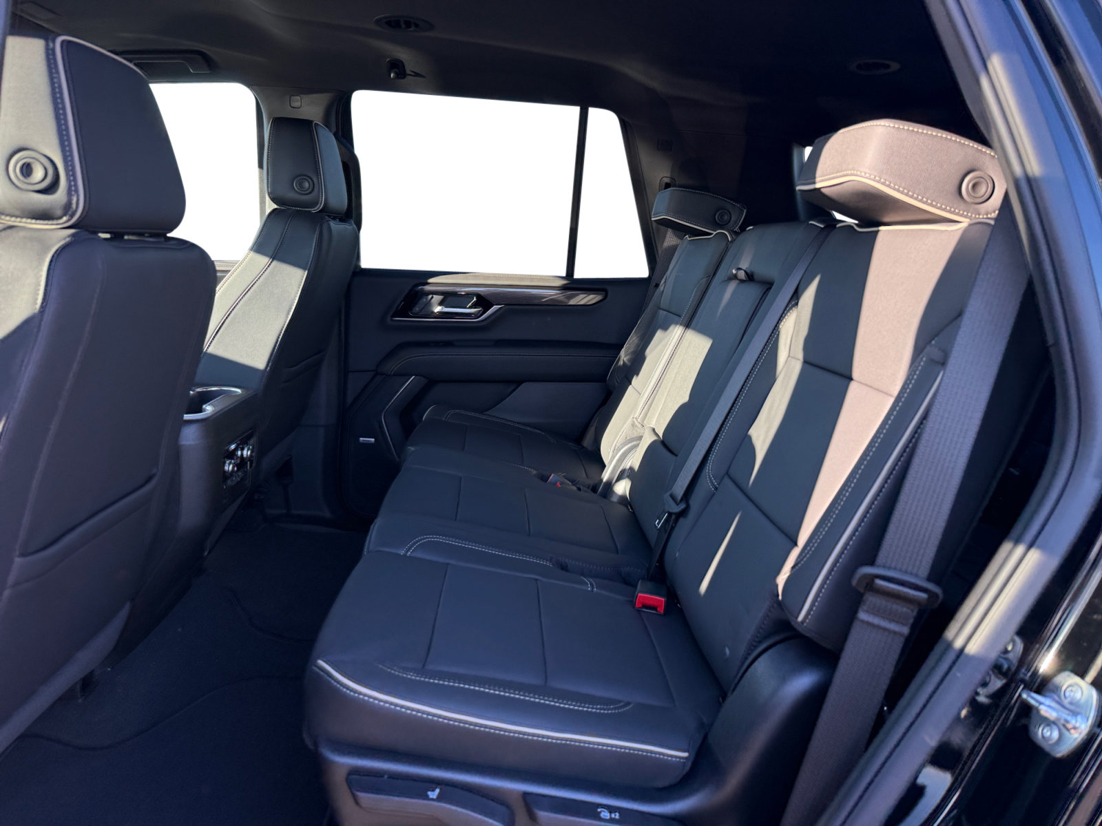 New 2026 GMC Yukon Elevation image 16