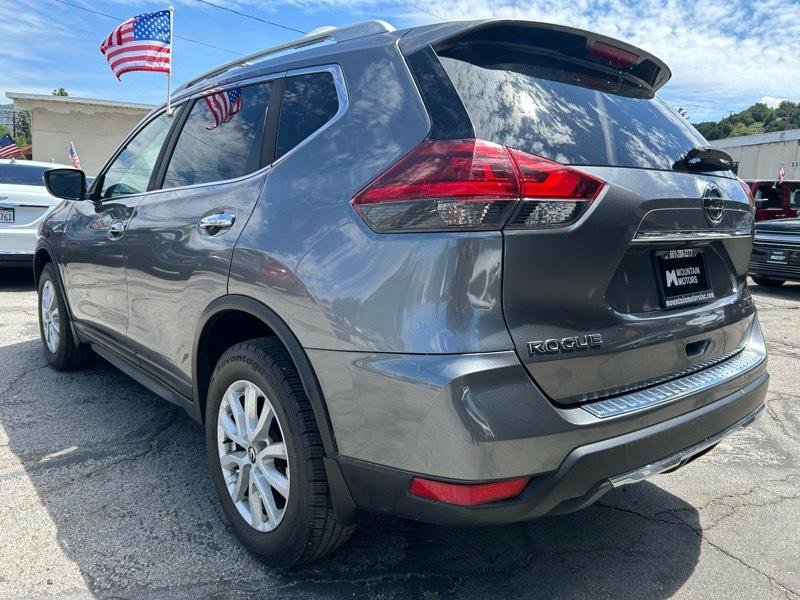 Used 2020 Nissan Rogue S w/ Special Edition Package AWD/4WD image 4