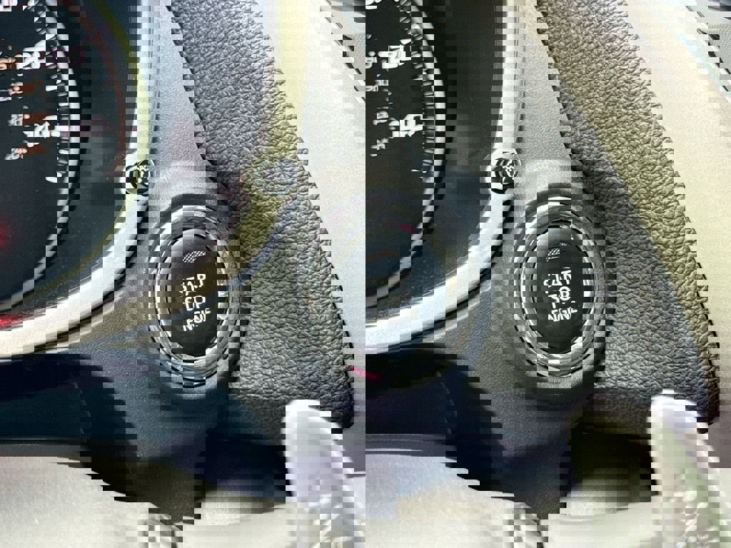 Used 2025 Mitsubishi Eclipse Cross Black Edition image 18