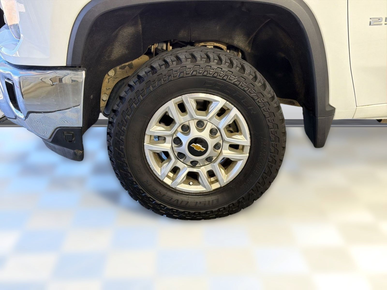 Used 2024 Chevrolet Silverado 2500 LT w/ Convenience Package image 12