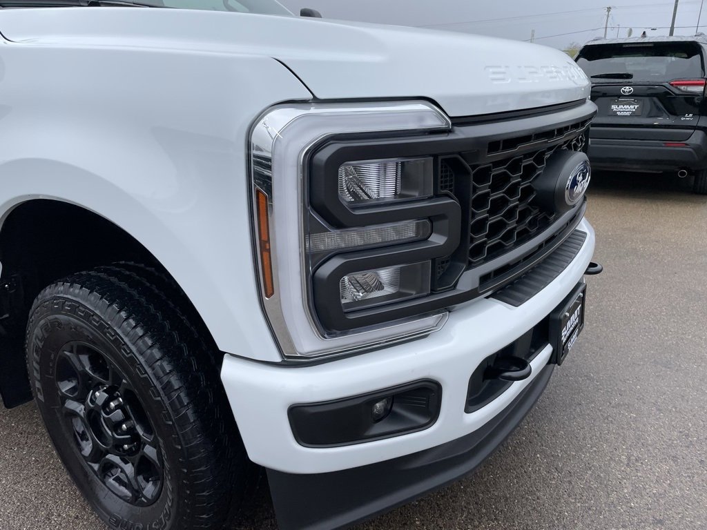 Used 2024 Ford F250 XL w/ STX Appearance Package image 28