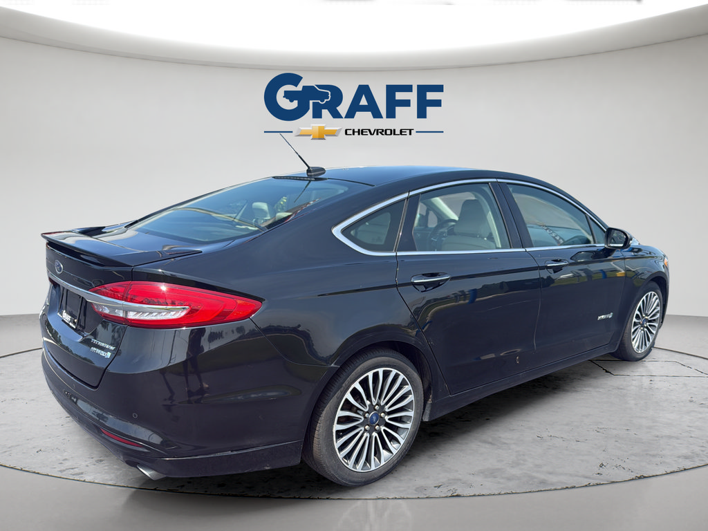 Used 2018 Ford Fusion Titanium FWD image 8