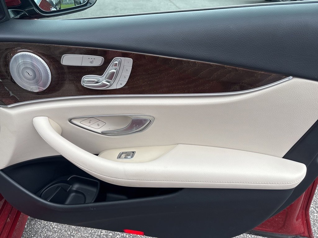 Used 2020 Mercedes-Benz E 350 Sedan image 35