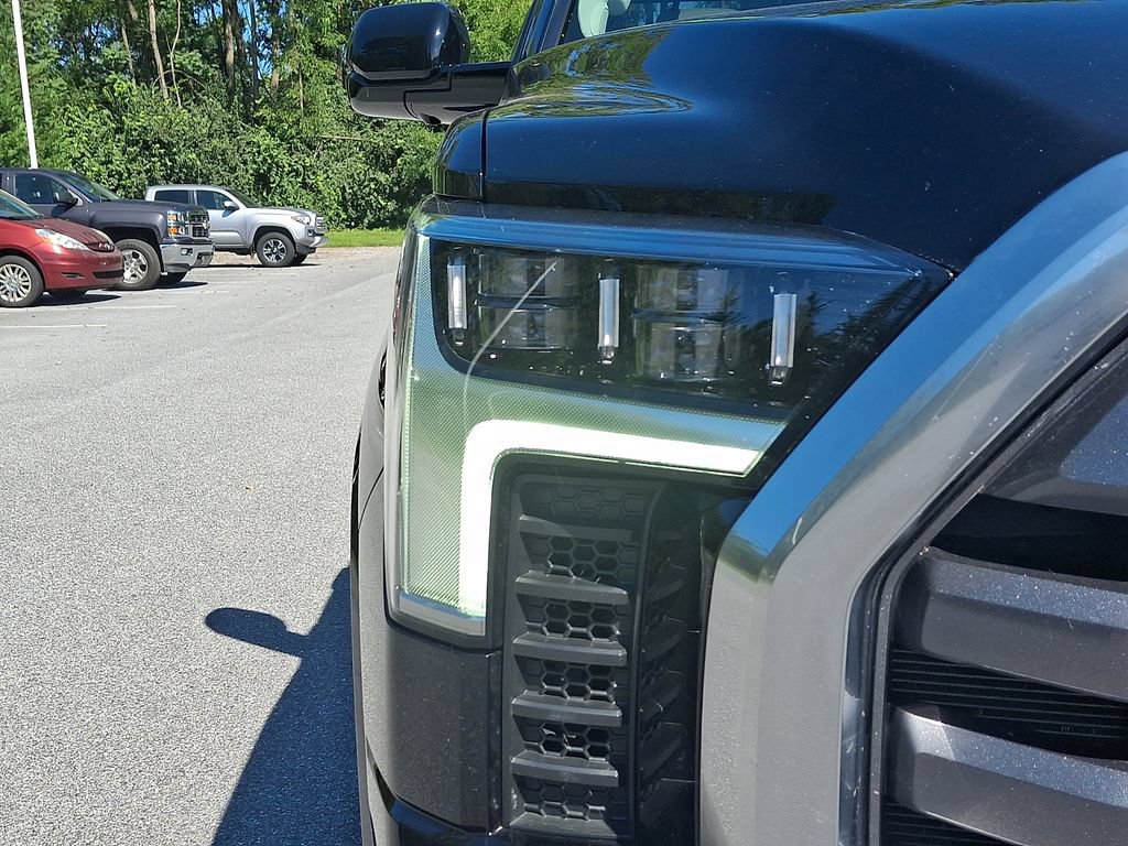 Used 2023 Toyota Tundra Limited AWD/4WD image 9