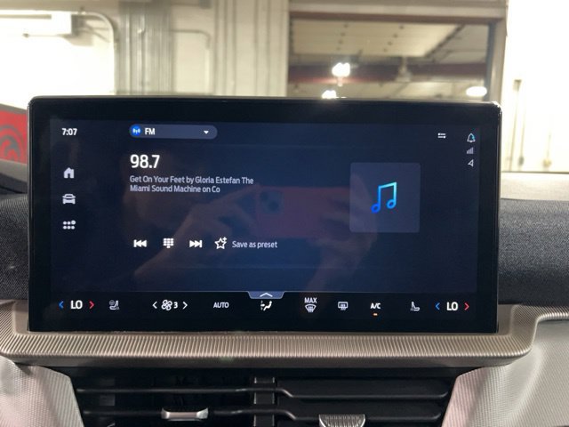 New 2027 Ford Explorer Active w/ Active Comfort Package AWD/4WD image 4