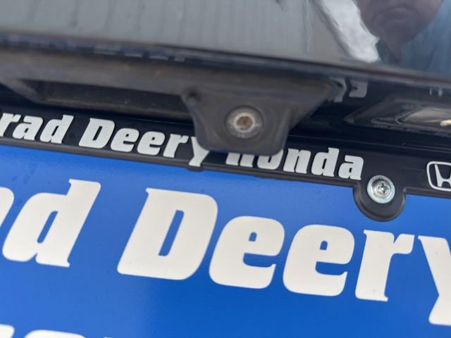 Used 2019 Volkswagen Tiguan SE w/ Panoramic Sunroof Package image 9