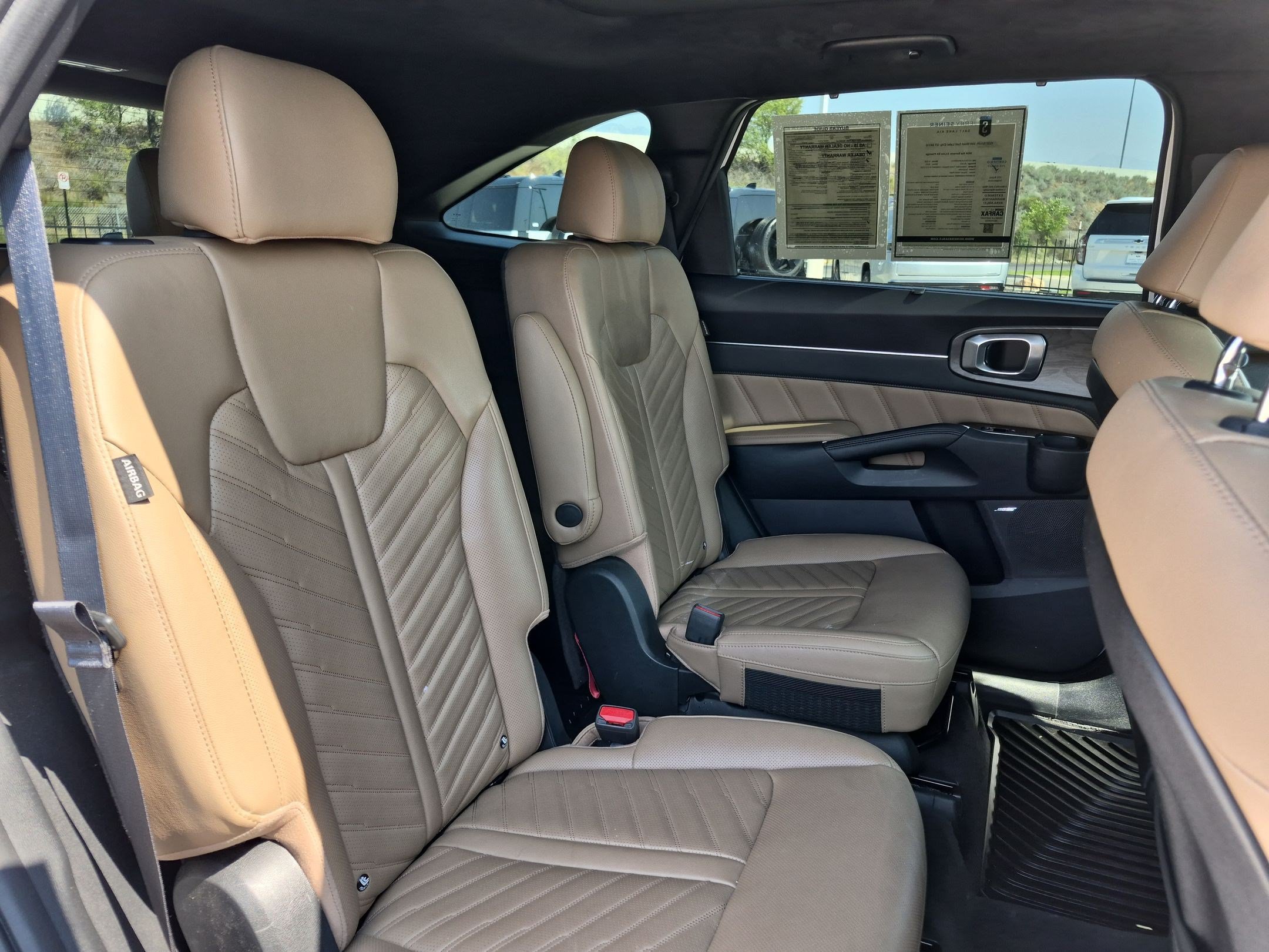 Certified 2024 Kia Sorento SX Prestige w/ Olive Brown Leather Package AWD/4WD image 28