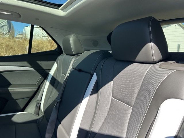 New 2025 Buick Envision Sport Touring image 36