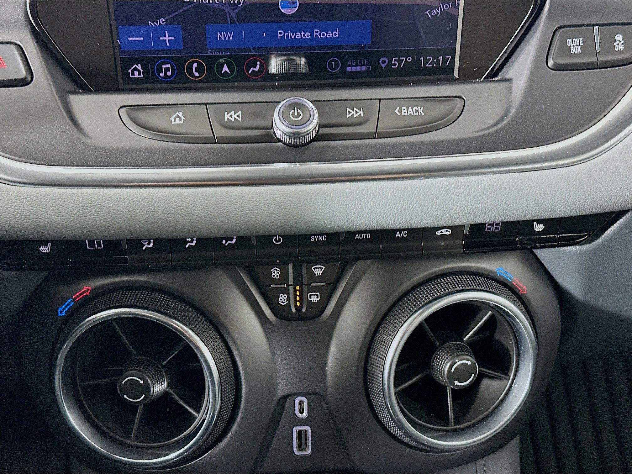 Used 2020 Chevrolet Blazer LT w/ Sound & Technology Package image 23