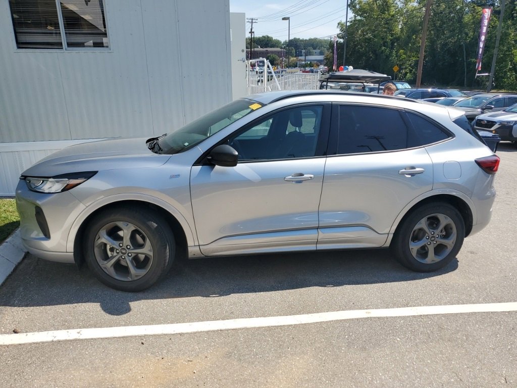 Used 2024 Ford Escape ST-Line