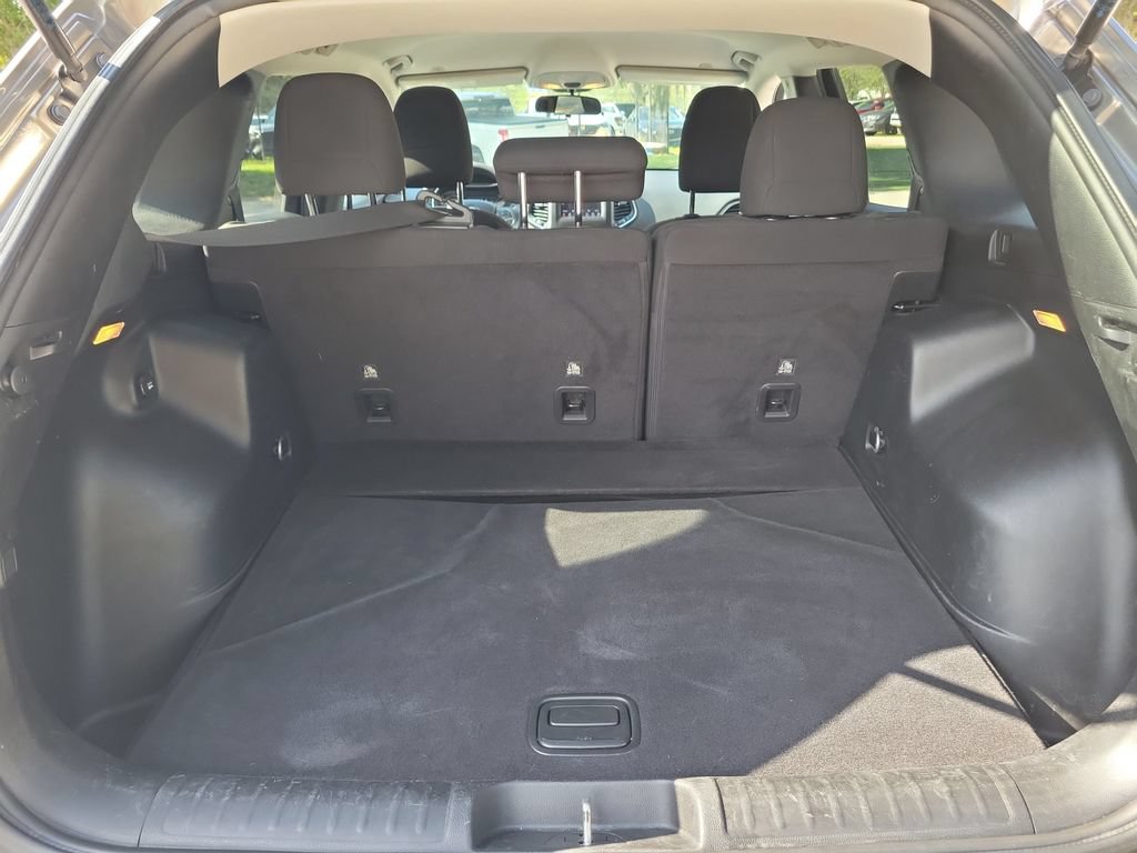 Used 2019 Jeep Cherokee Latitude w/ Popular Appearance Group FWD image 8