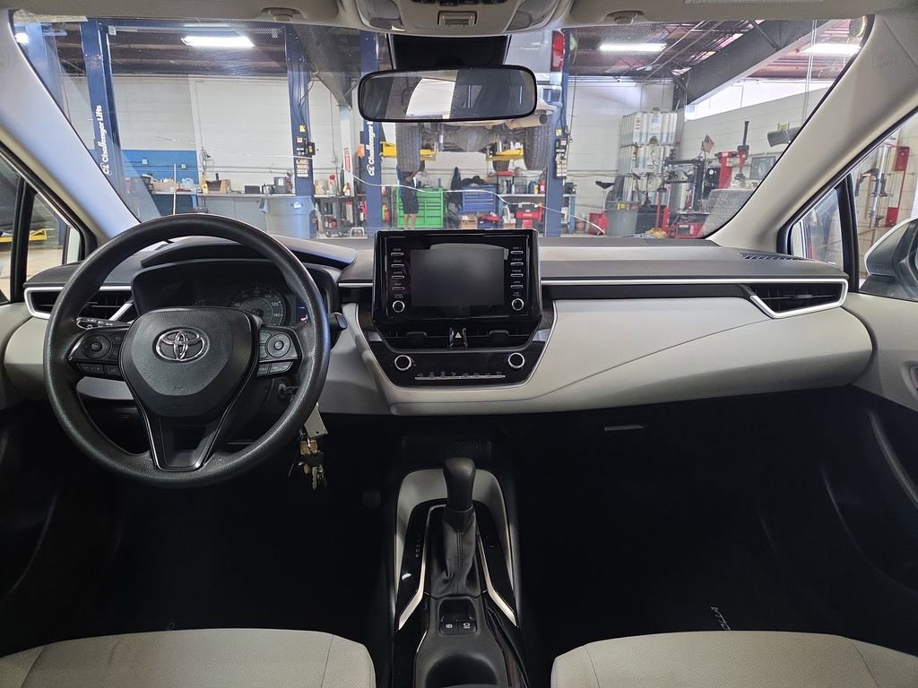 Used 2020 Toyota Corolla L image 13