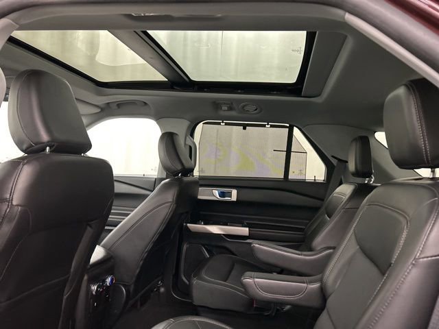 Used 2022 Ford Explorer Limited image 23