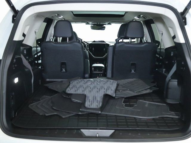 Certified 2025 Subaru Ascent Limited AWD/4WD image 31