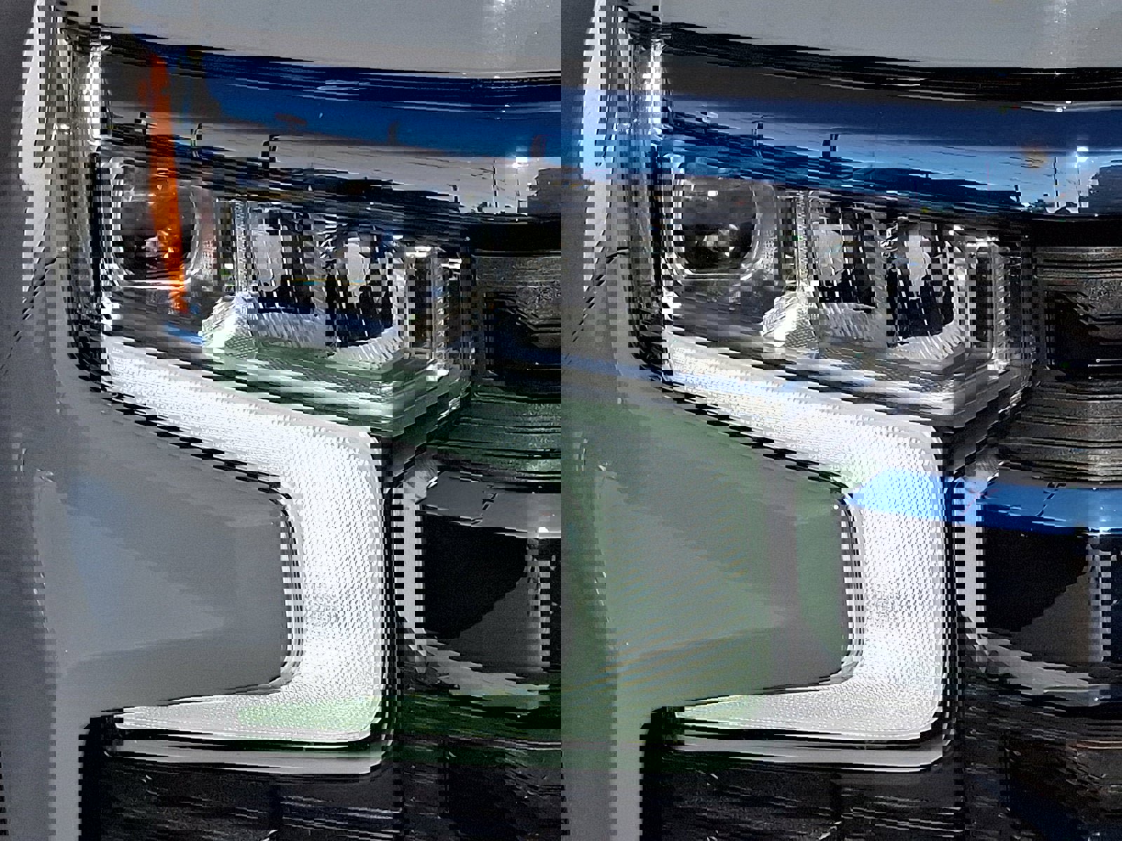 Used 2024 Chevrolet Silverado 1500 LT image 9