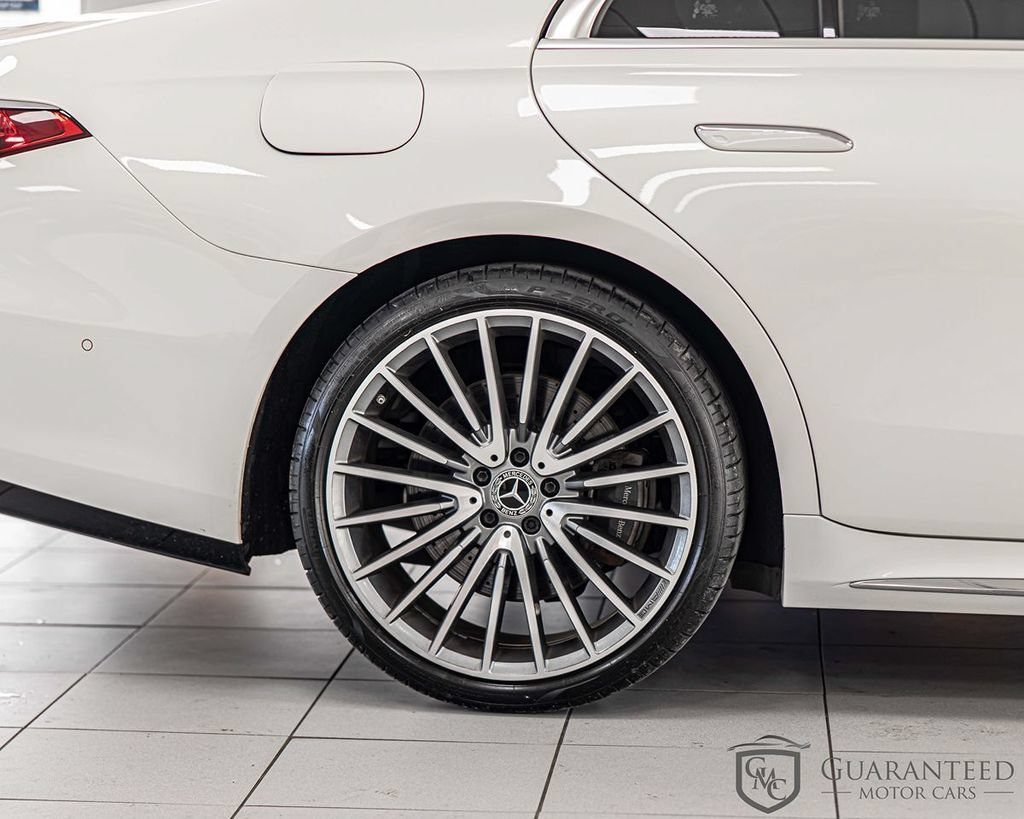 Used 2023 Mercedes-Benz S 500 4MATIC w/ AMG Line image 10