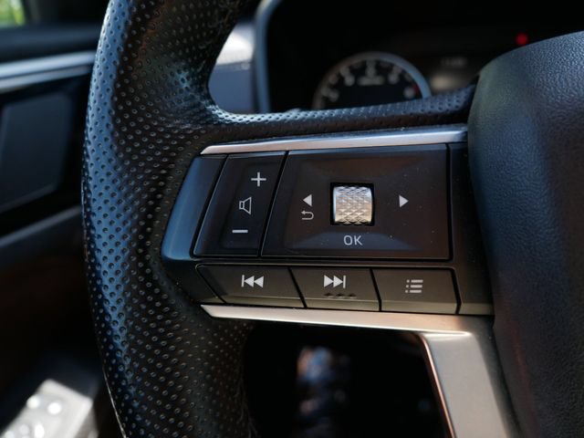 Used 2024 Mitsubishi Outlander SE AWD/4WD image 17
