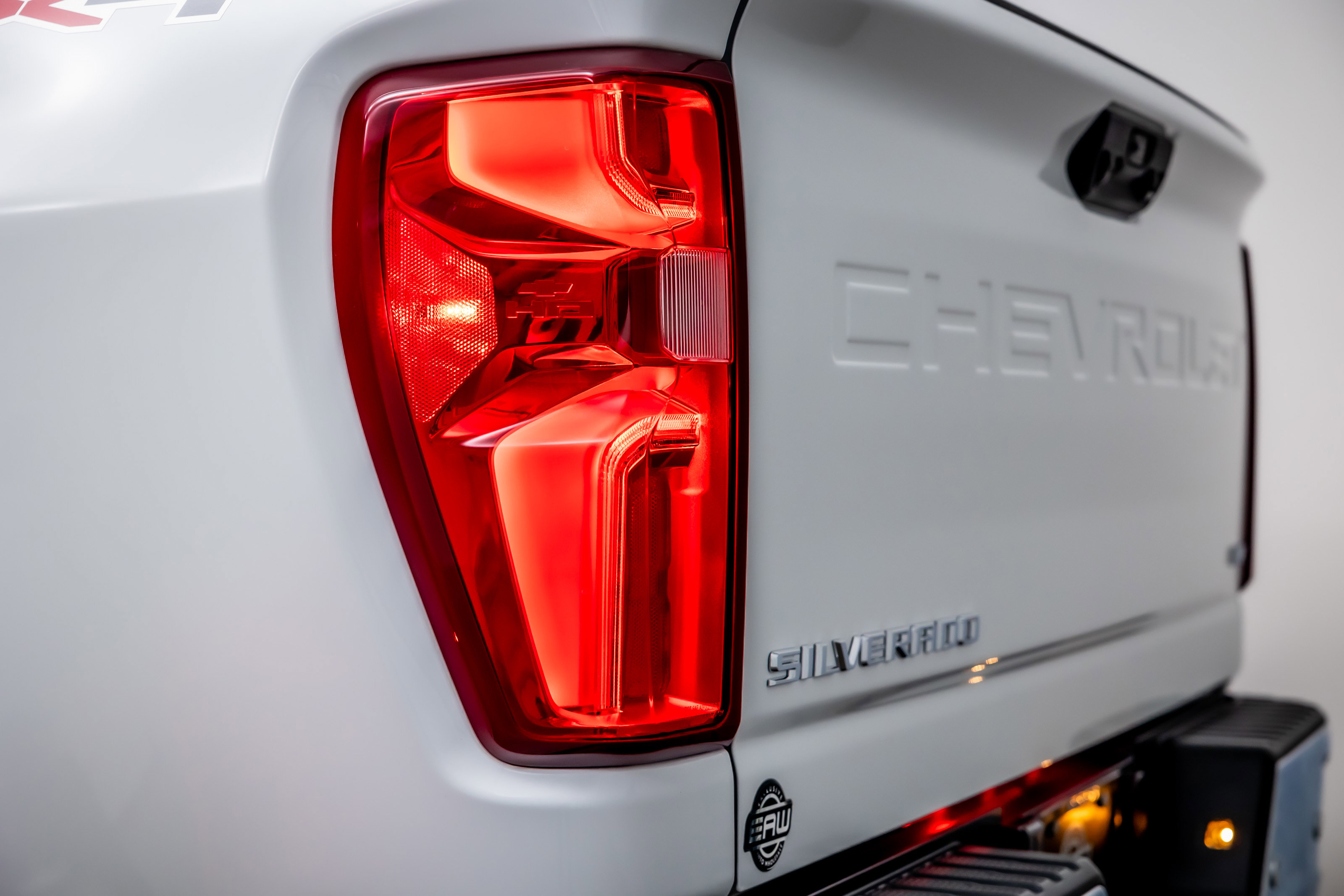 Used 2024 Chevrolet Silverado 3500 LTZ w/ LTZ Plus Package AWD/4WD image 12
