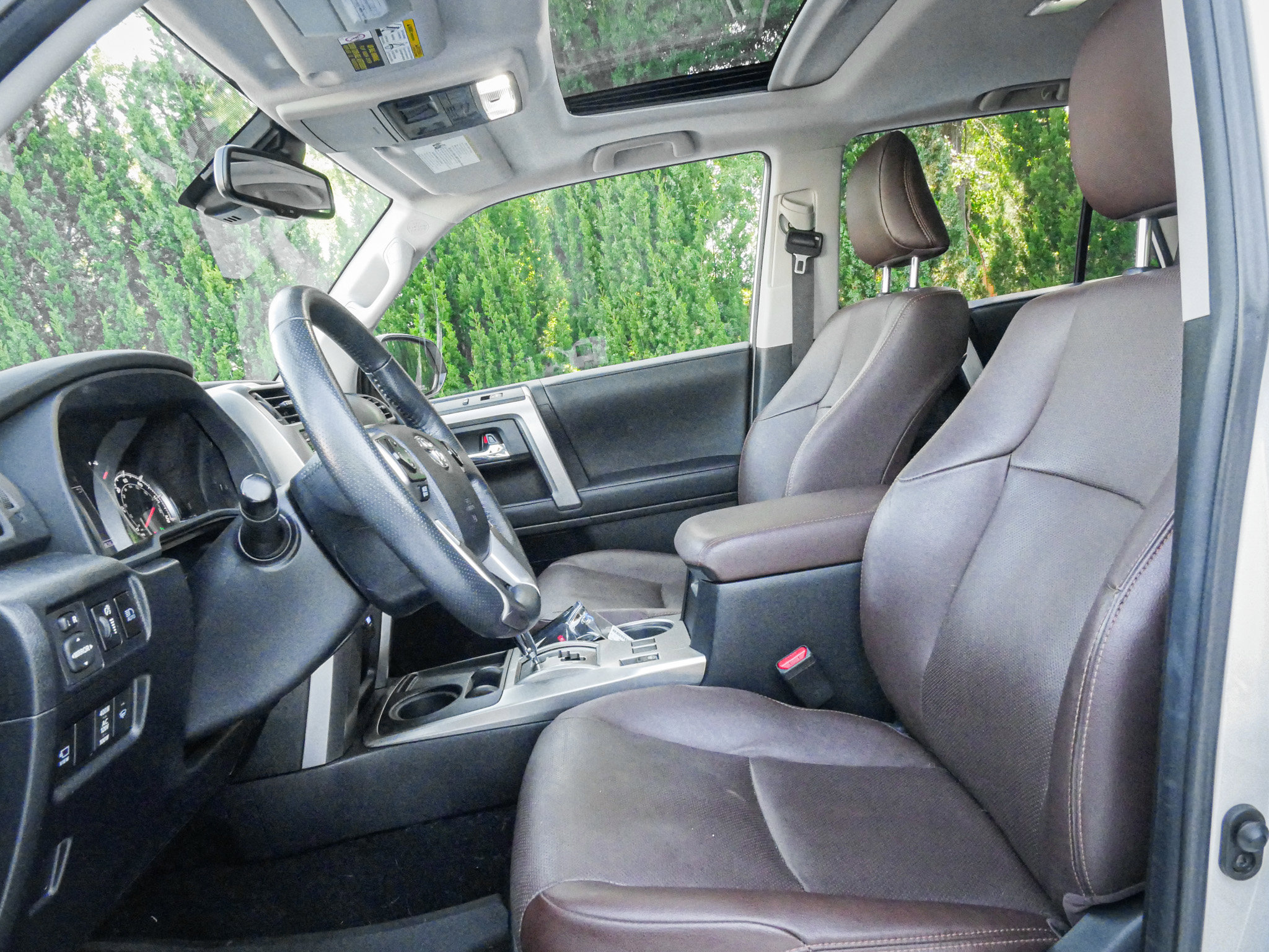 Used 2023 Toyota 4Runner Limited RWD image 7