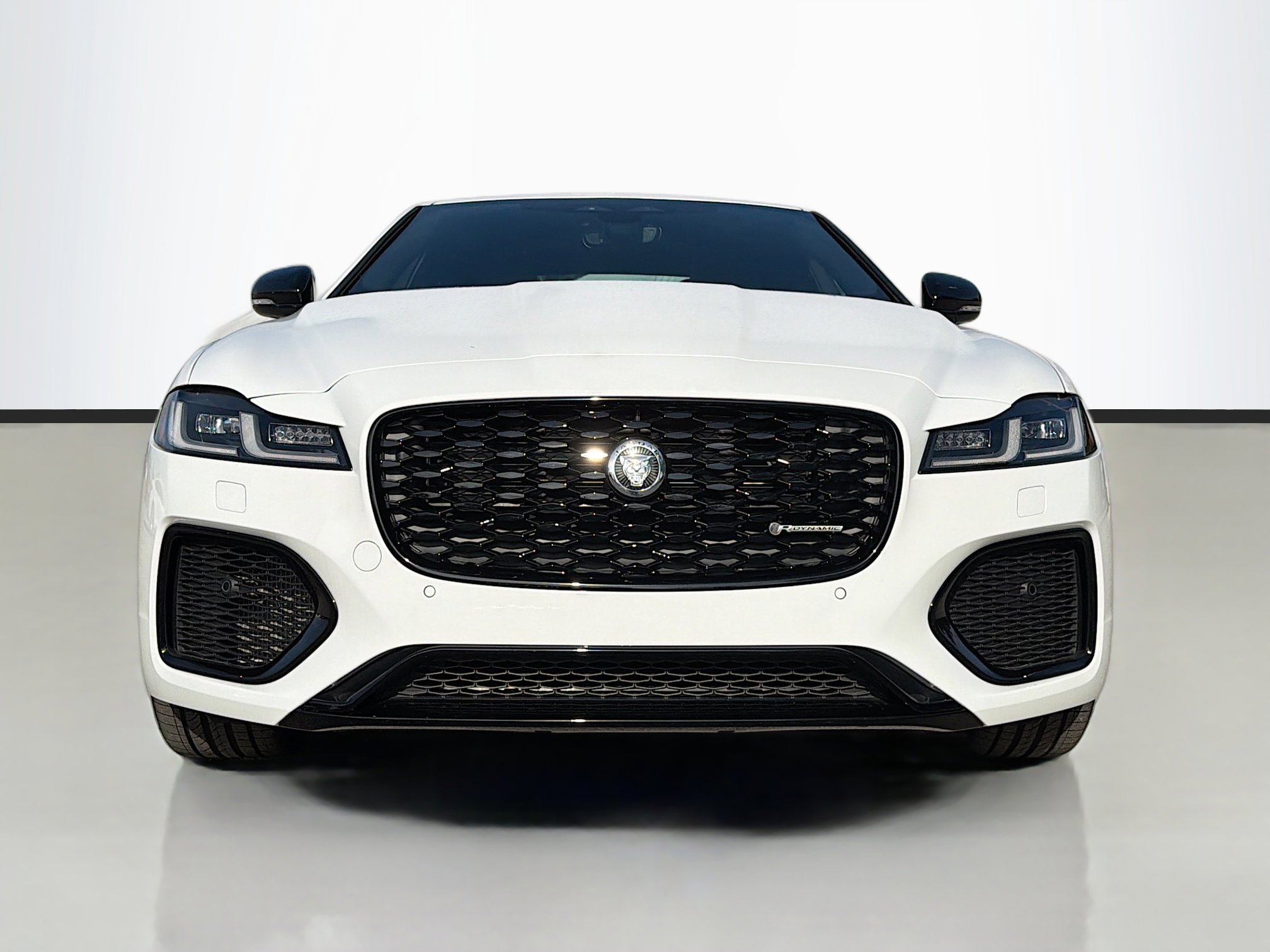 New 2024 Jaguar XF R-Dynamic SE image 8