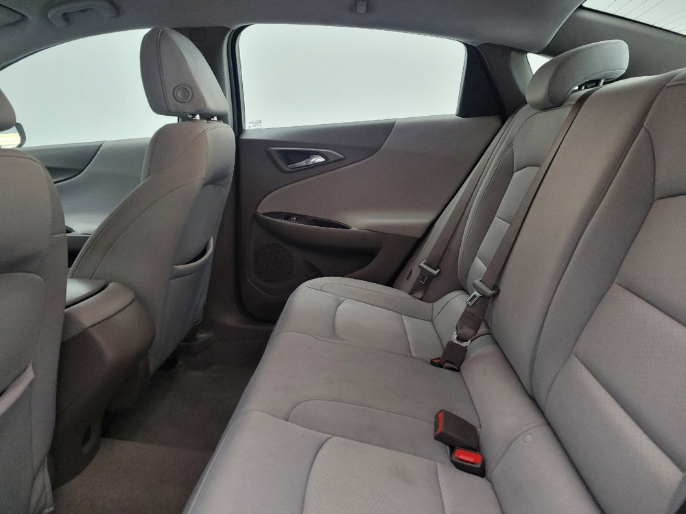 Used 2020 Chevrolet Malibu LS image 18