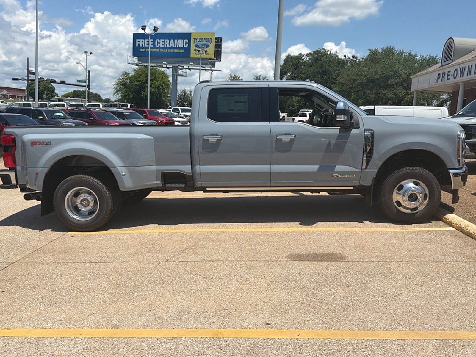 New 2026 Ford F350 King Ranch w/ Chrome Package AWD/4WD image 3