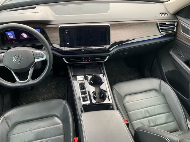 Used 2024 Volkswagen Atlas SEL image 11