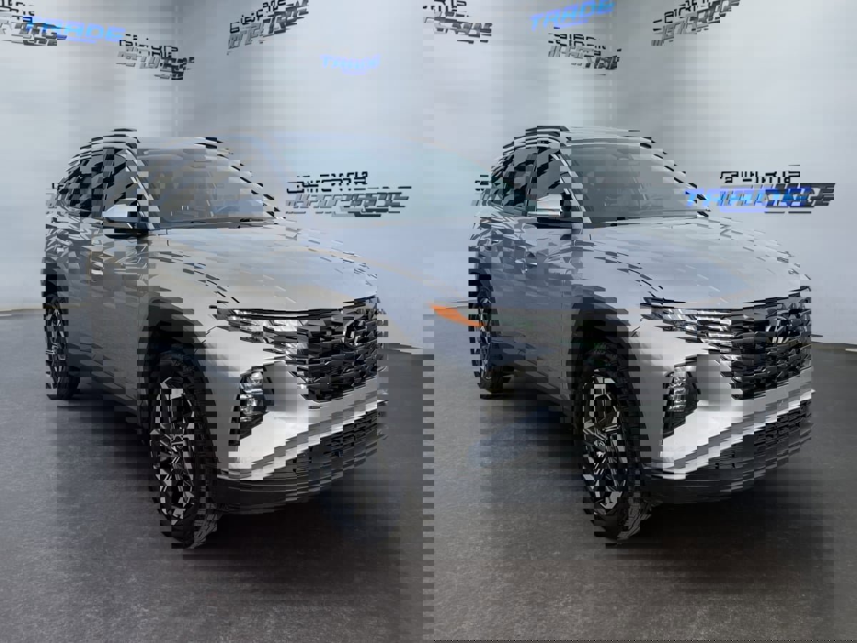 Used 2023 Hyundai Tucson SEL w/ Convenience Package image 3