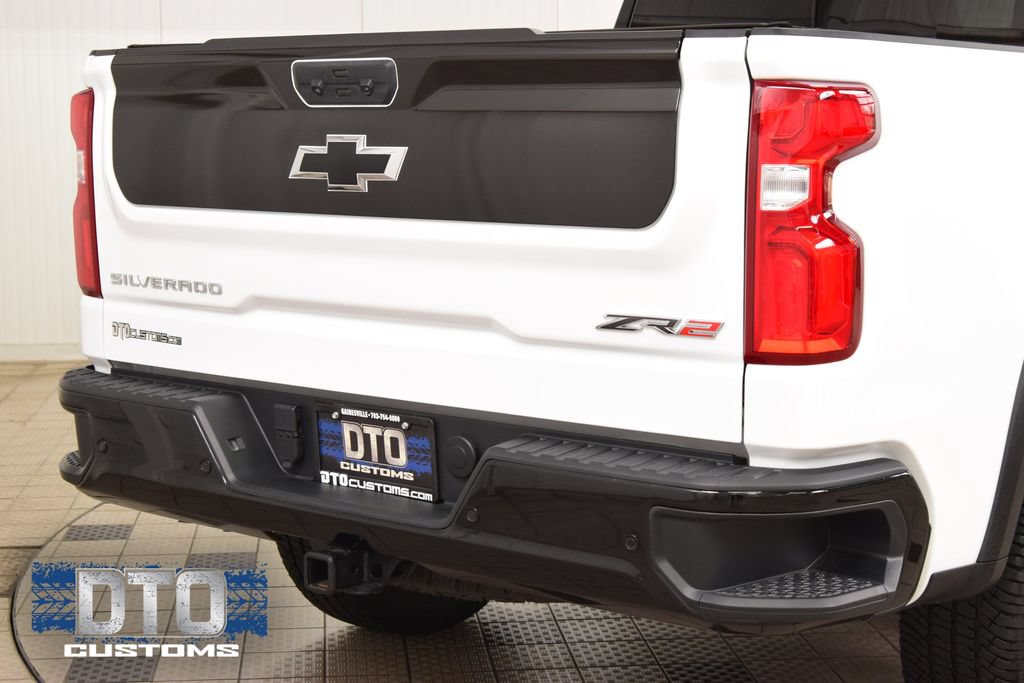 Used 2025 Chevrolet Silverado 1500 ZR2 w/ Technology Package AWD/4WD image 24