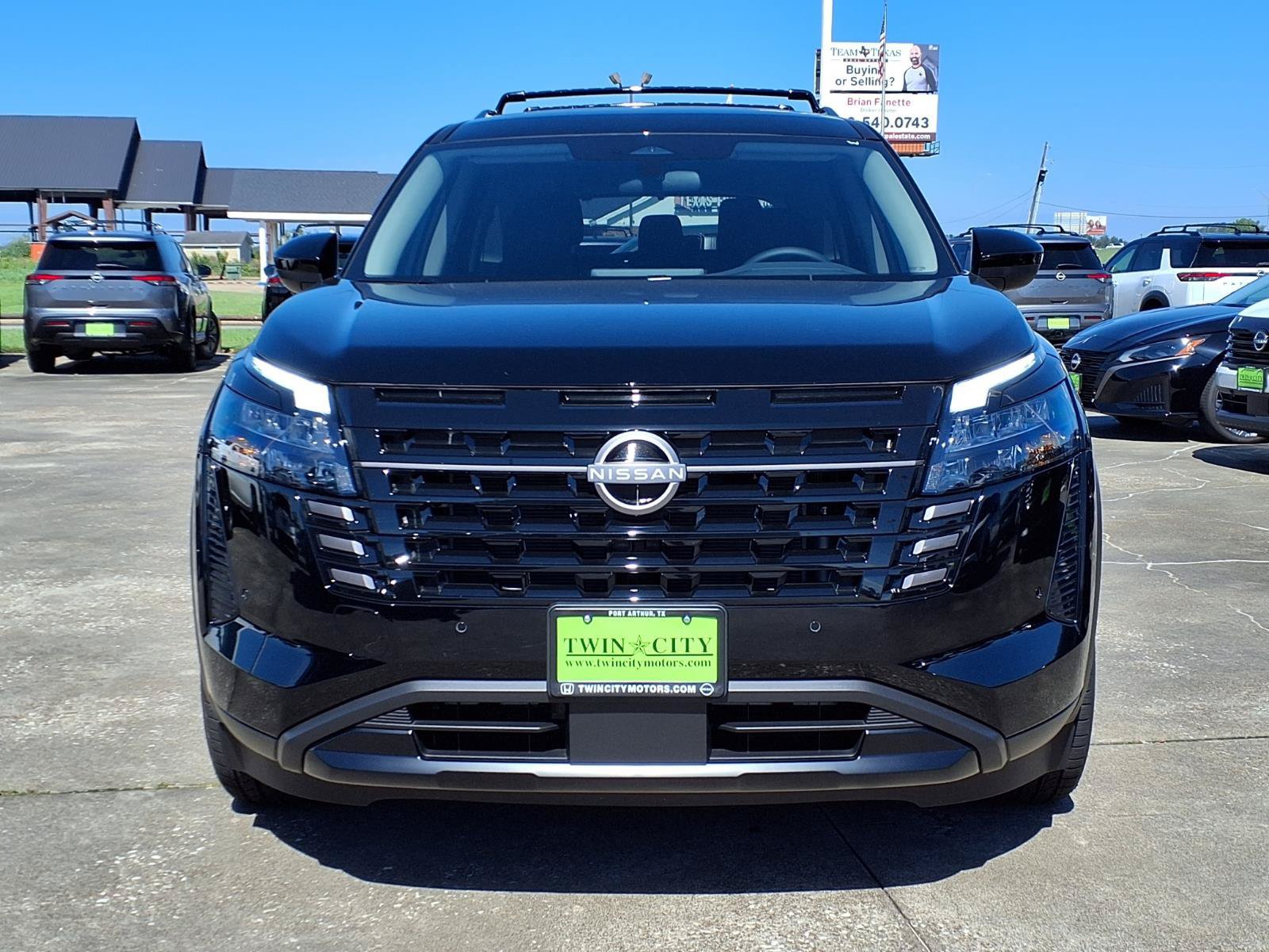 New 2026 Nissan Pathfinder SV FWD image 3