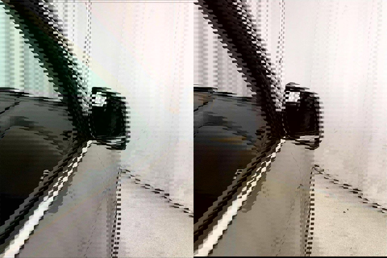 Used 2010 Chevrolet Equinox LT image 11