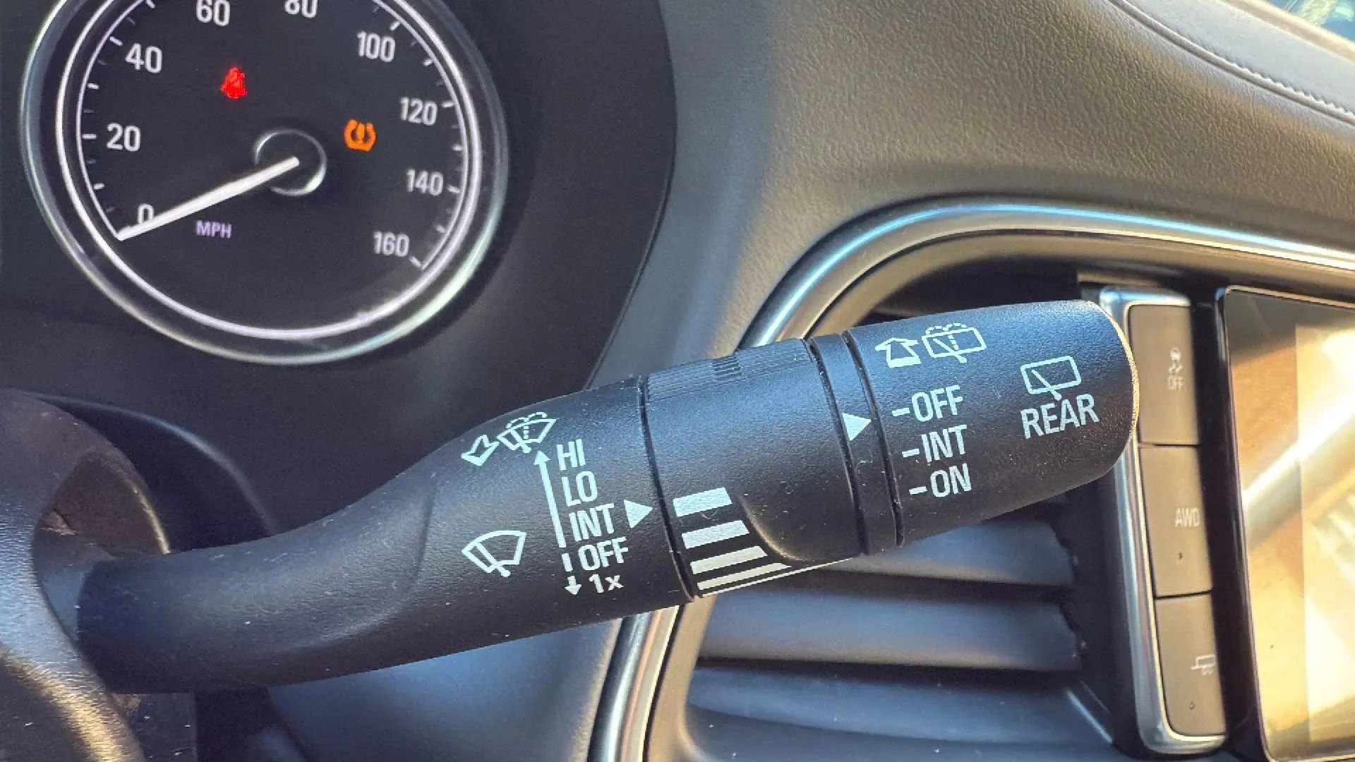 Used 2018 Buick Enclave Essence w/ Trailering Package image 13