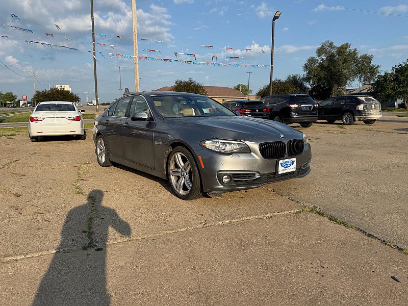 Used 2014 BMW 550i xDrive Sedan AWD/4WD image 1