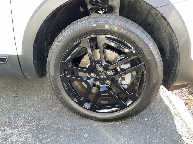 Used 2025 Kia Telluride SX X-Line image 7